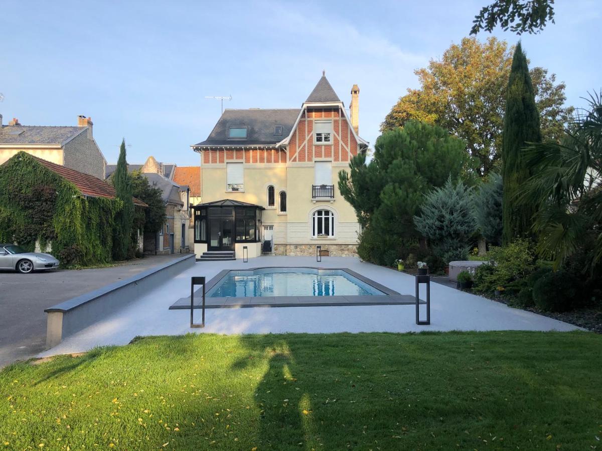 Hotel Le Pavillon De Nathalie Isles-sur-Suippe Exterior foto